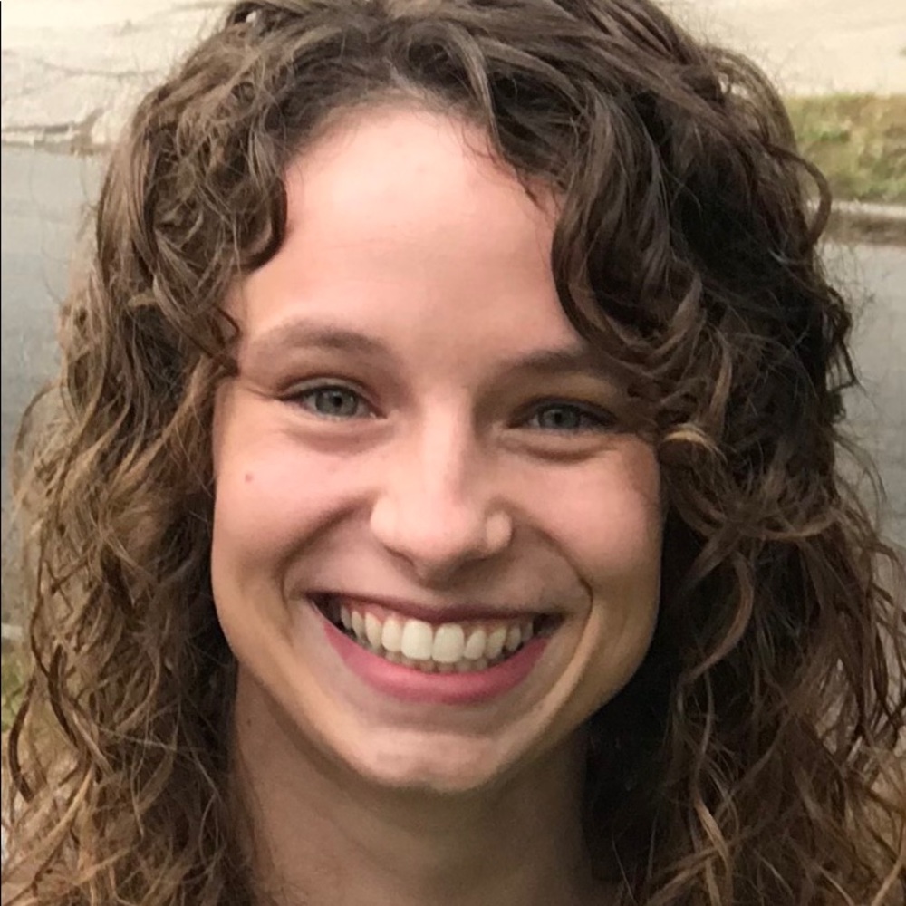 Meet your Posher, Brittnie